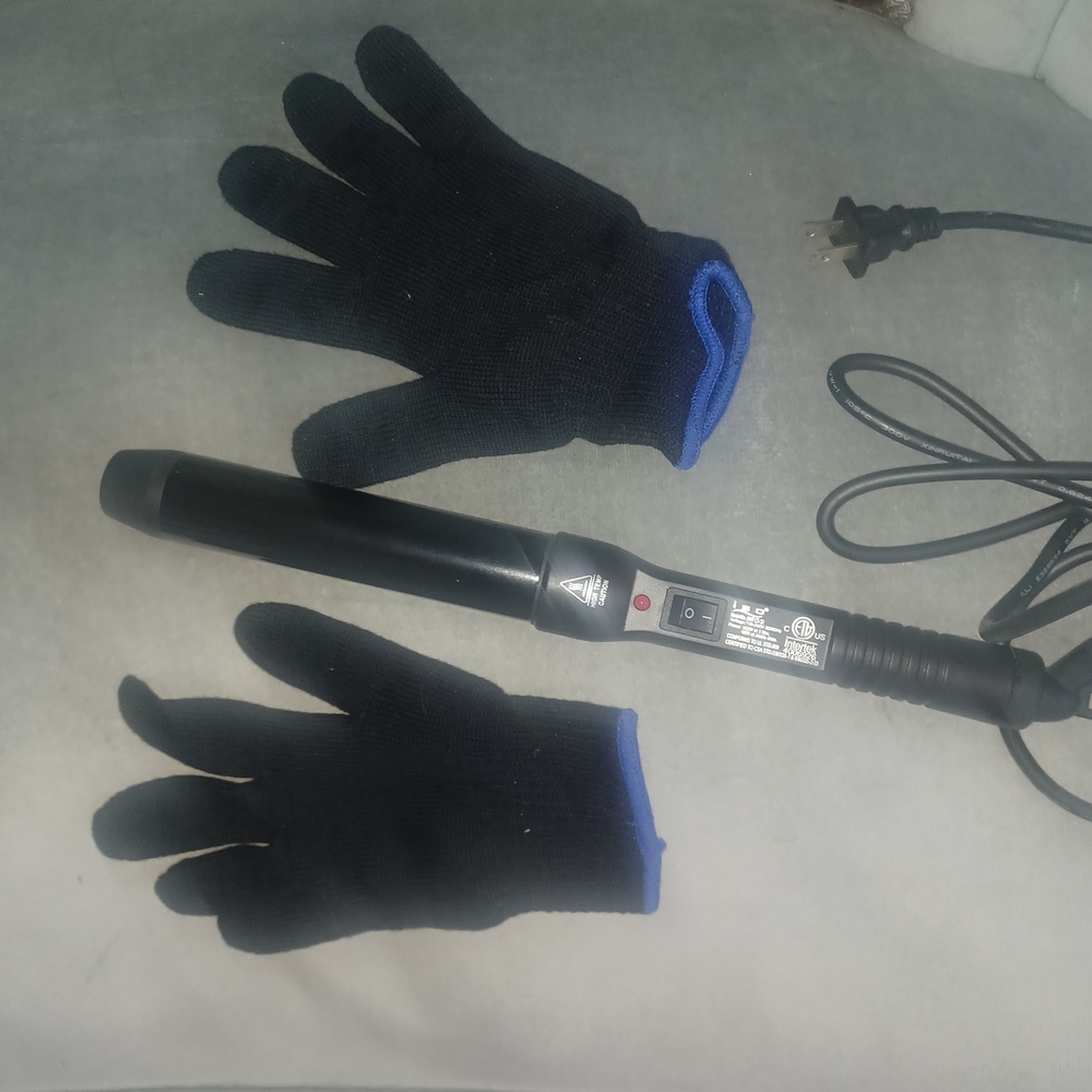 Black ISO Curling Wand with Gloves